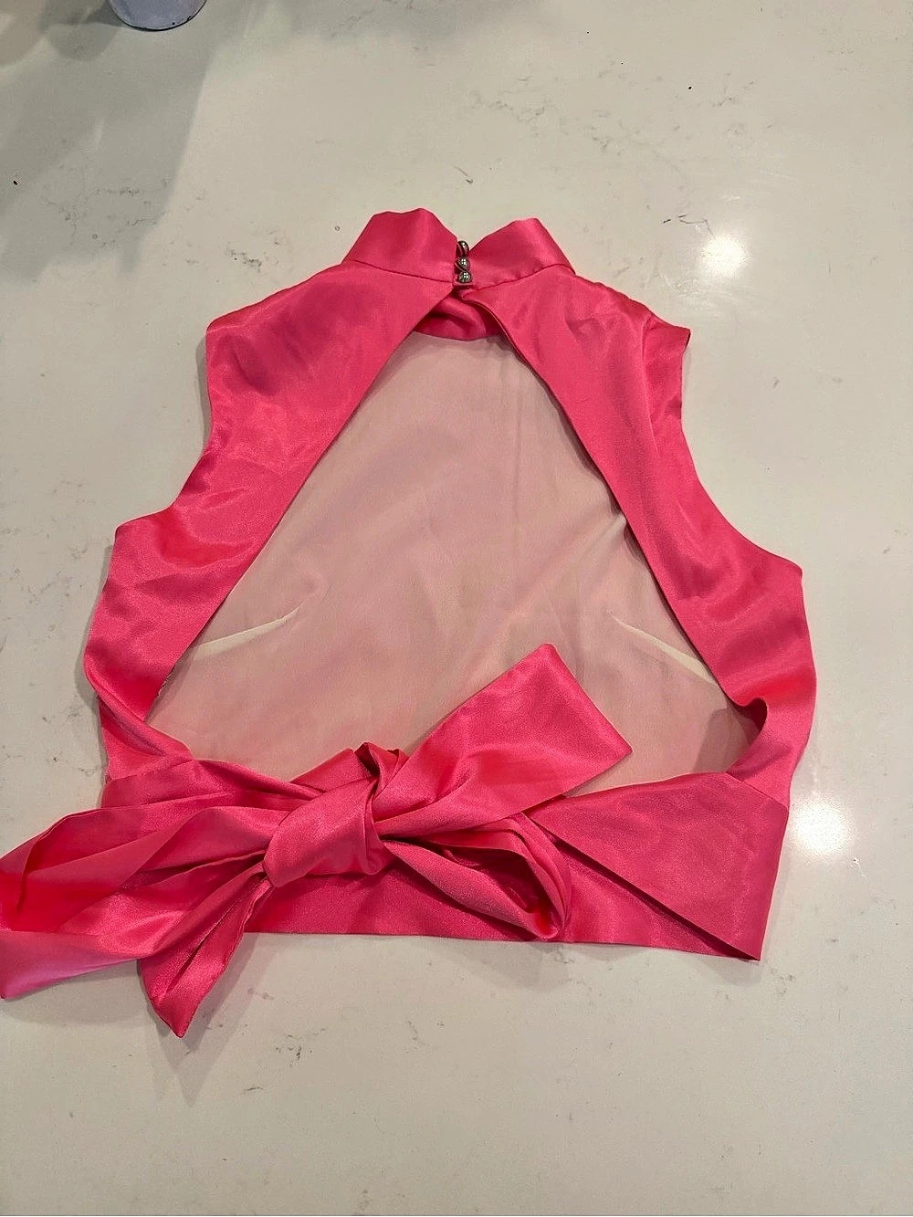 HEMLINE Satin Halter Crop Top in Pink Size XS Like New